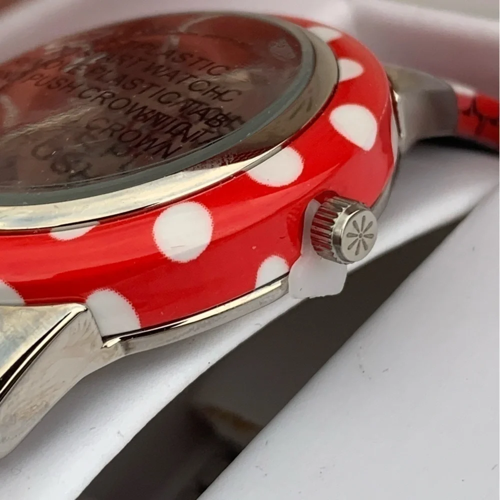🆕 Isaac Mizrahi Live Ladies Red Polka Dot Expansion Wrist Watch Women’s